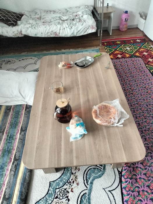 Продам стол прочный