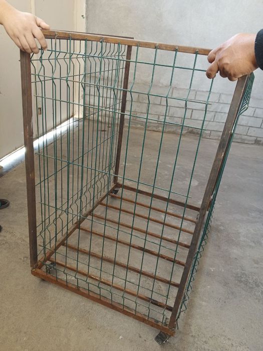 Аравача тележка для разных вещей