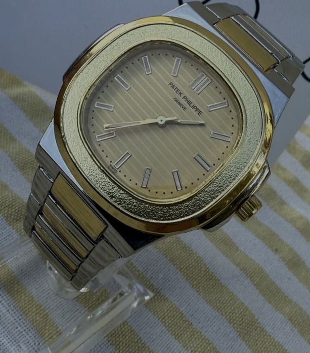 Patek Philippe Nautilus - часовник
