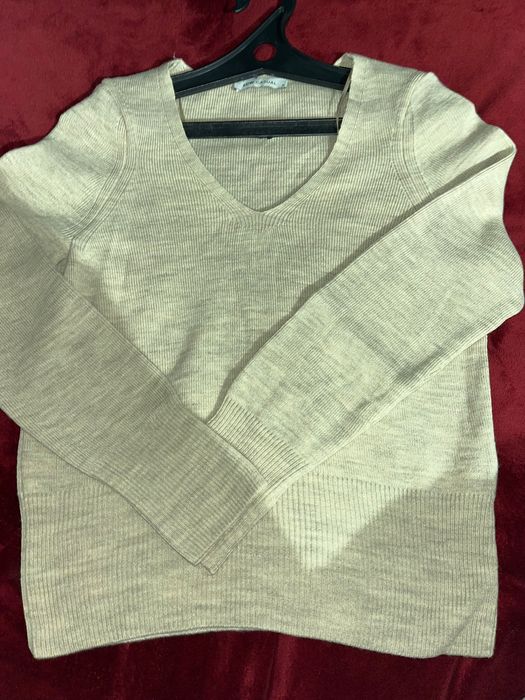Кофта бежевый М размер почти новый