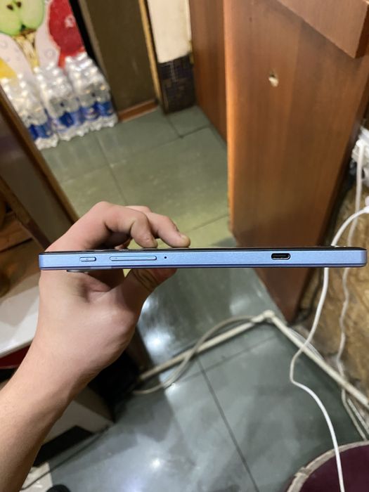 Продается планшет срочно