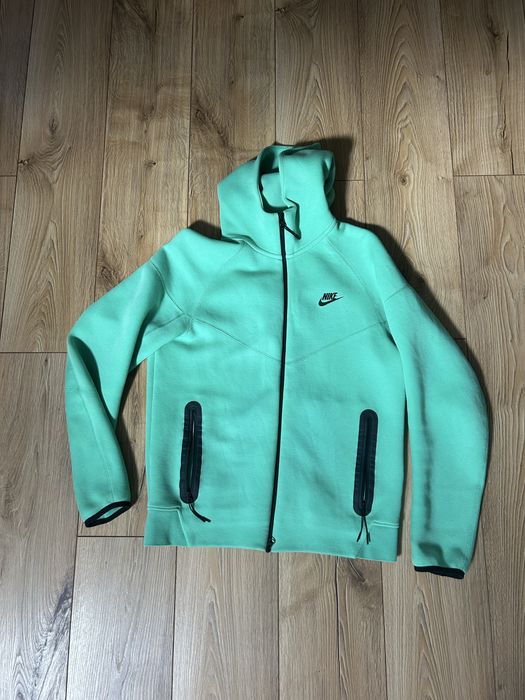 Trening nike tech verde