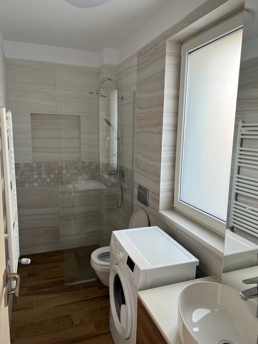 Chirie apartament de lux cu 3 camere lângă UMF Cluj