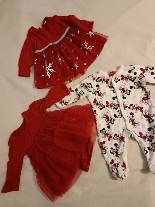 Лот коледни дрехи - 2 рокли и пижамка- 56/62