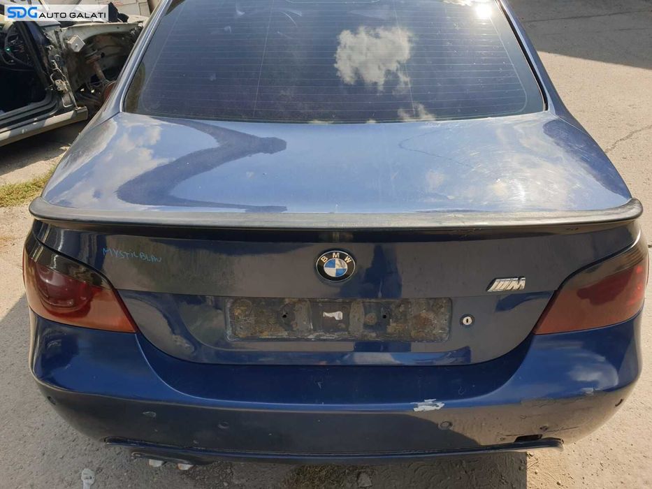 Capota Portbagaj Dezechipata cu Lip Eleron M Sport Tuning BMW Seria 5 E60 530 2003 - 2010 Culoare Mysticblau Metallic A07/5 (vopseaua prezinta mici defecte) [C1217]