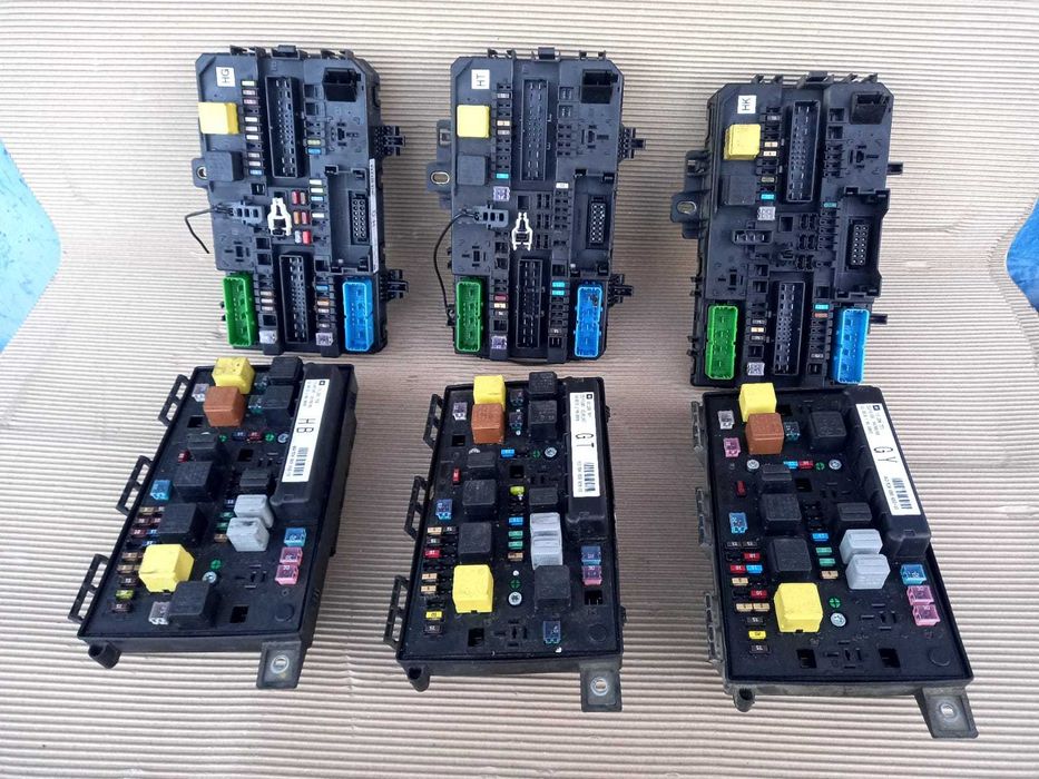 Opel Astra H Zafira B, set panouri relee sigurante, motor 1,4 1,9 2,2