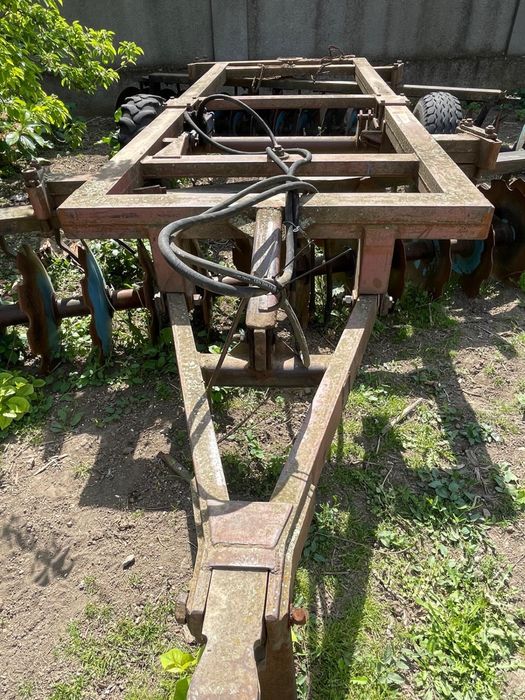 VÂND DISC AGRICOL ÎN V – 4 metri lățime de lucru