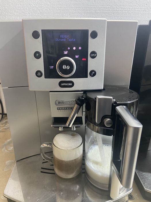 Espresor cafea Delonghi perfecta capucino