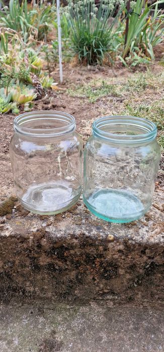 Буркани различни видове