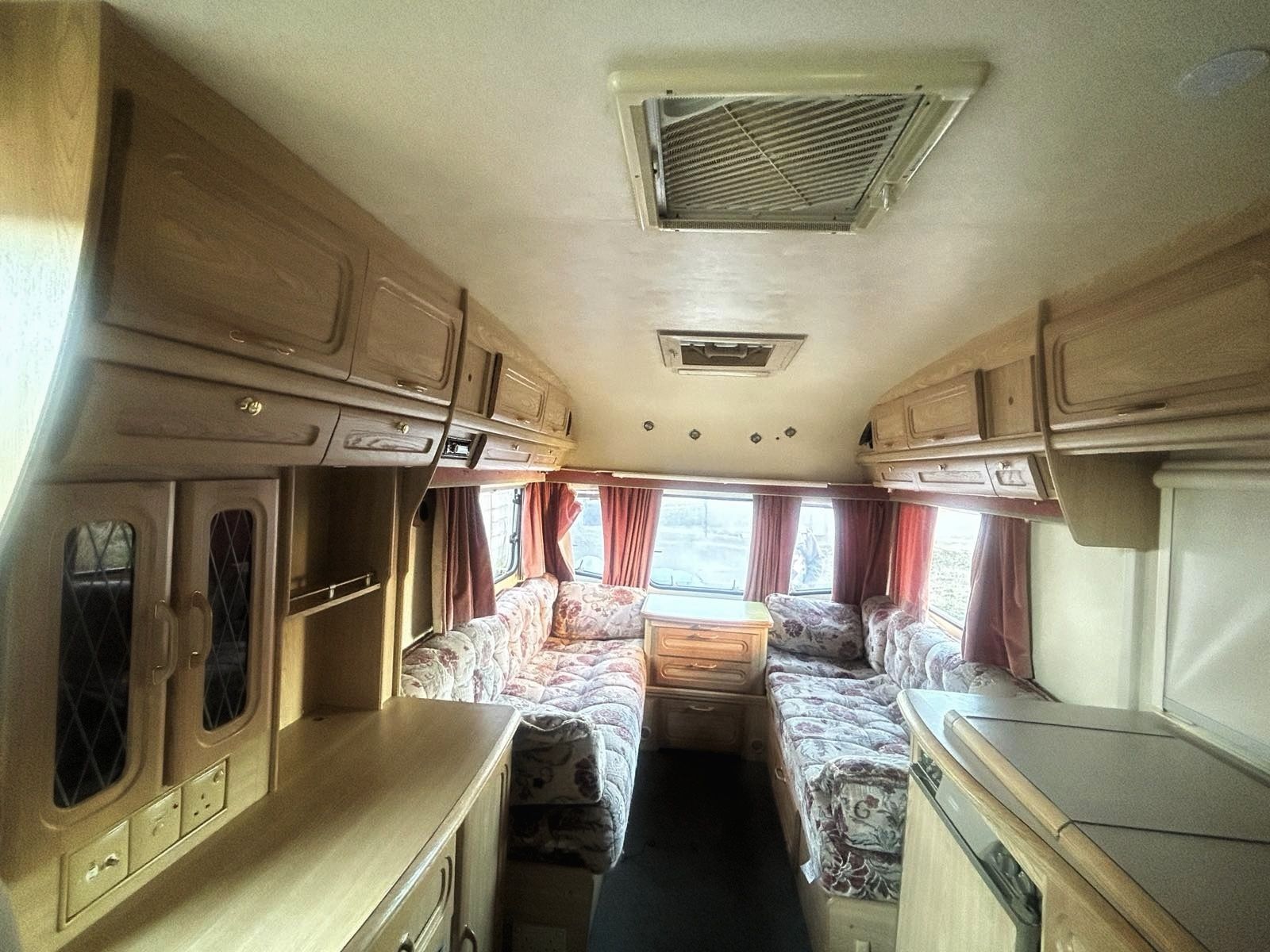 Каравана Clubman