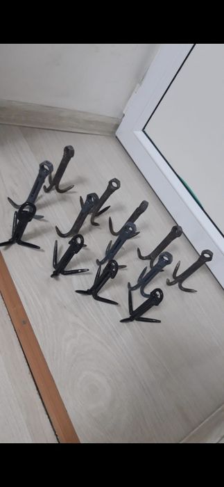 Якорь сатылады.зацепке