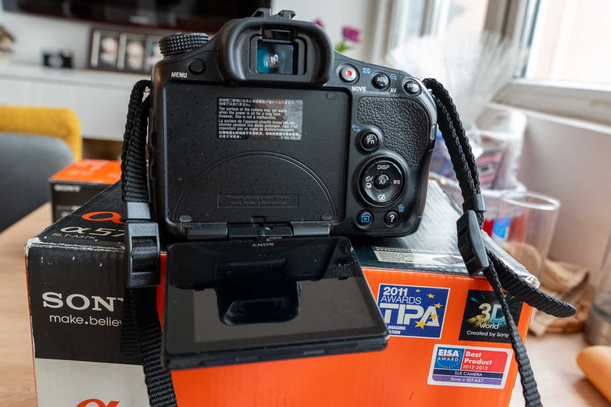 Фотоапарат Sony Alpha SLT-A57, два  обектива, карта памет,филтър PROMO