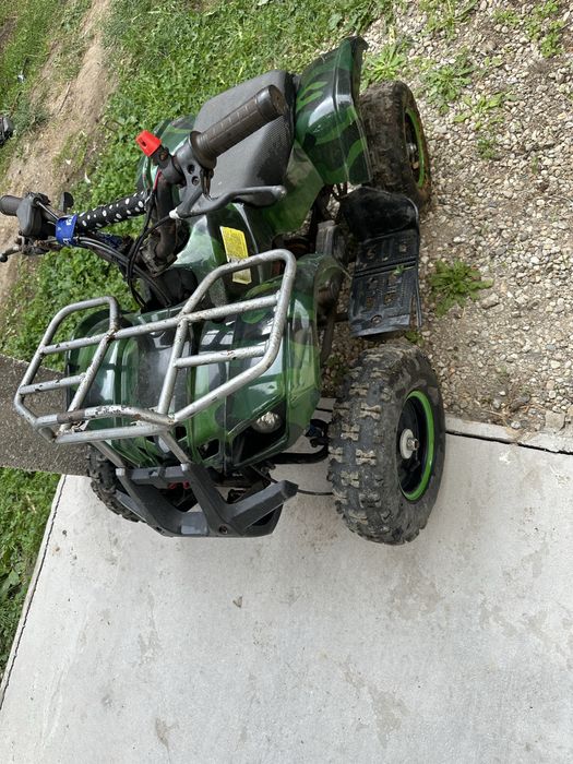 Se vinde ateveu pt copii cu pornire la demarou