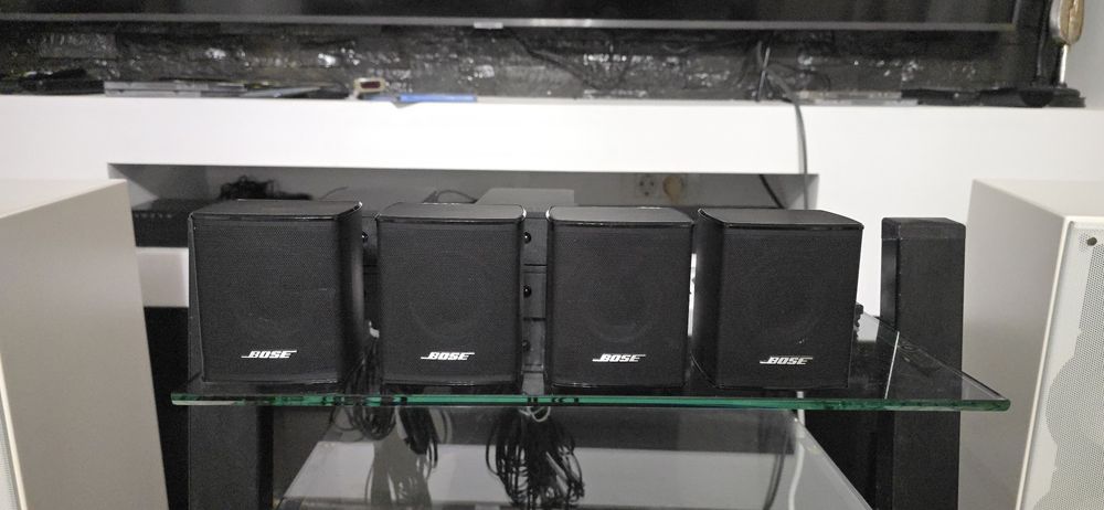 Bose 300 Virtually Invisible pentru soundbar 300 500 600 700 900