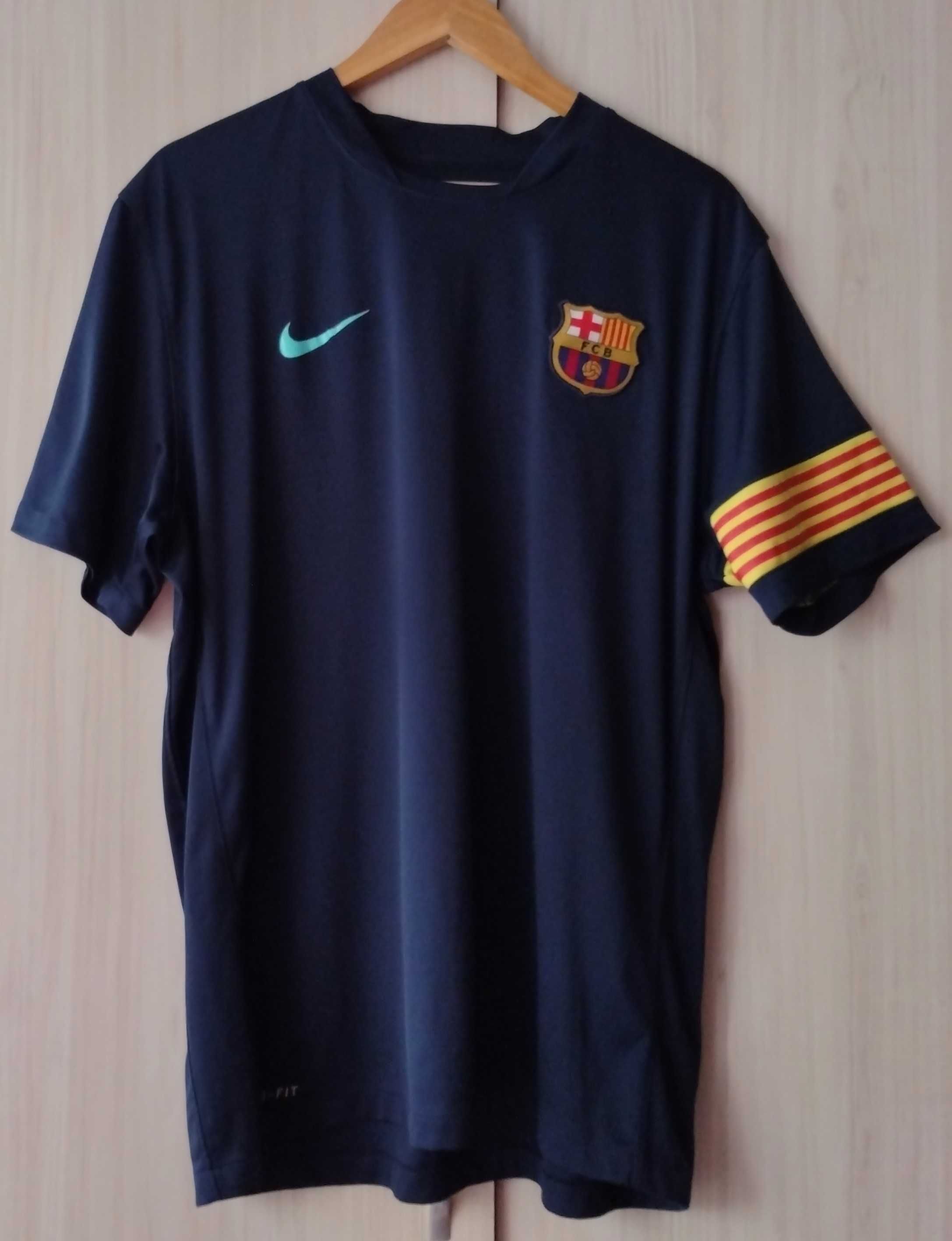 Barcelona / Nike - мъжка футболна тениска Барселона