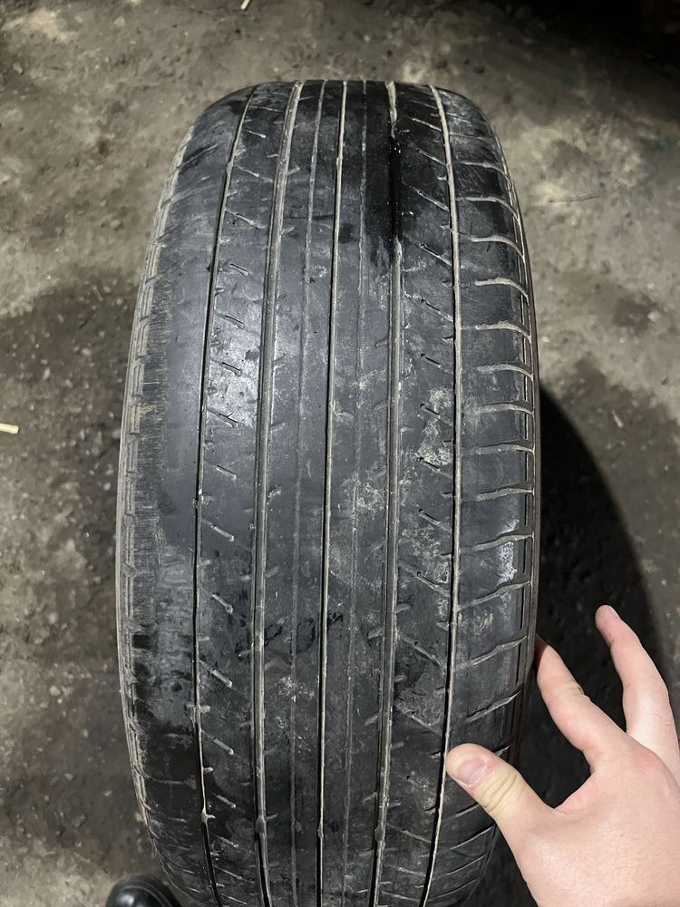 Шина летняя 215/60 R17