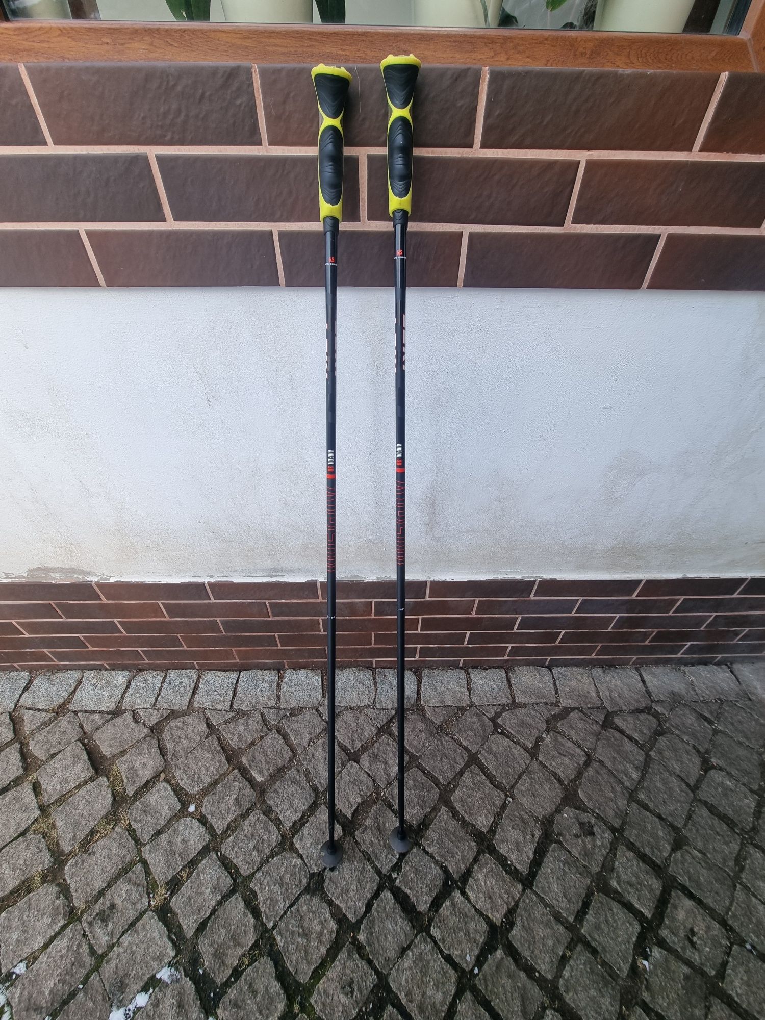 Bete ski leki 130 cm