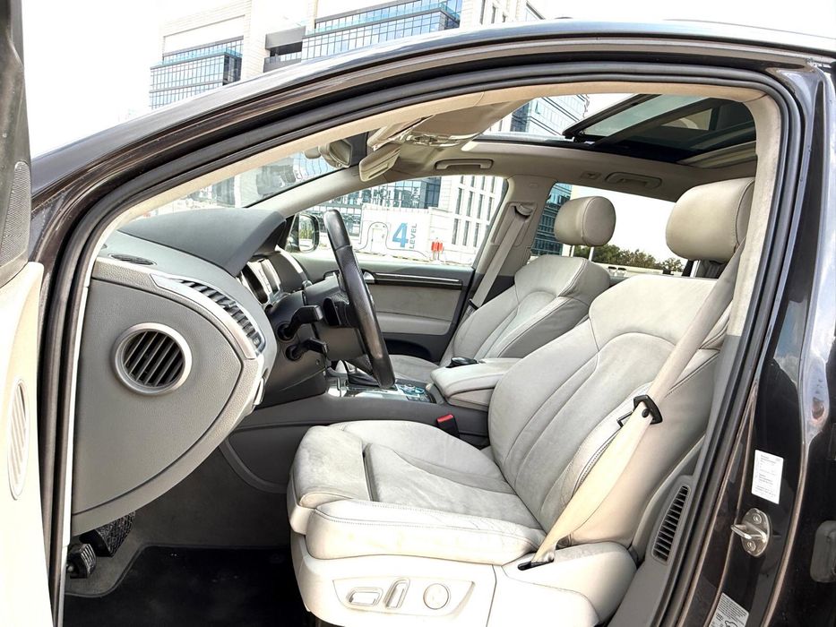 Audi Q7 S-line Facelift /Proprietar /Autoutilitara impozit redus!