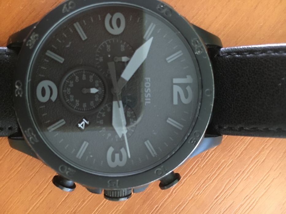 Ceas Fossil nou fara eticheta