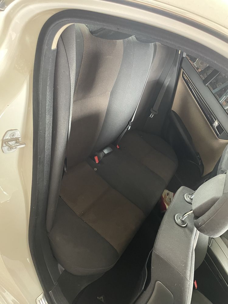 Scaune fata + bancheta textil Mercedes w204 c class