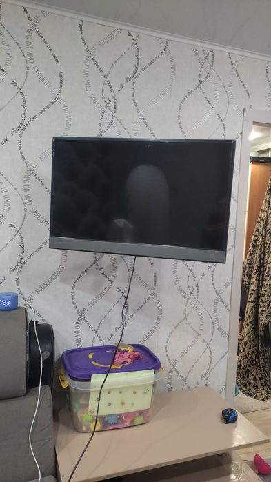 Телевизор TOSHIBA