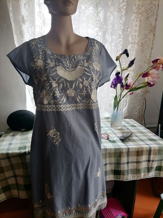 Продам хорошие симпатичные женские вещи
