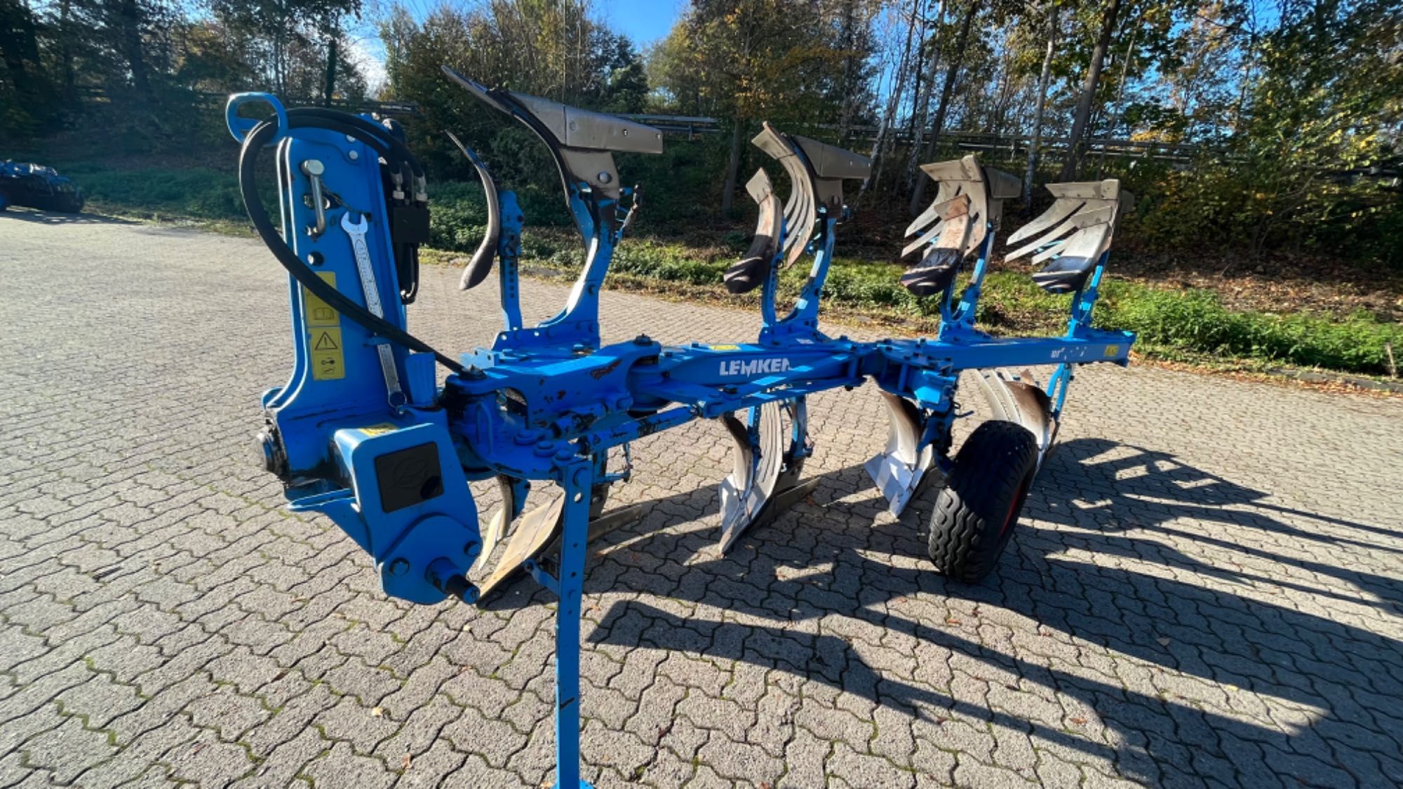 Lemken EurOpal 7 , Omoch Plug Arion, Case, Belarus tortadi