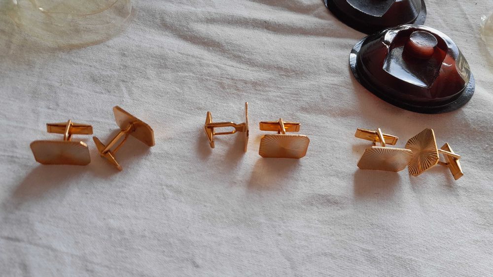 Копчета за ръкави, имитация на злато