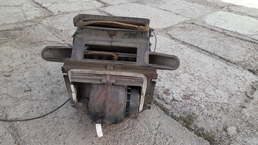 Продам короб печки в сборе на ваз 2115