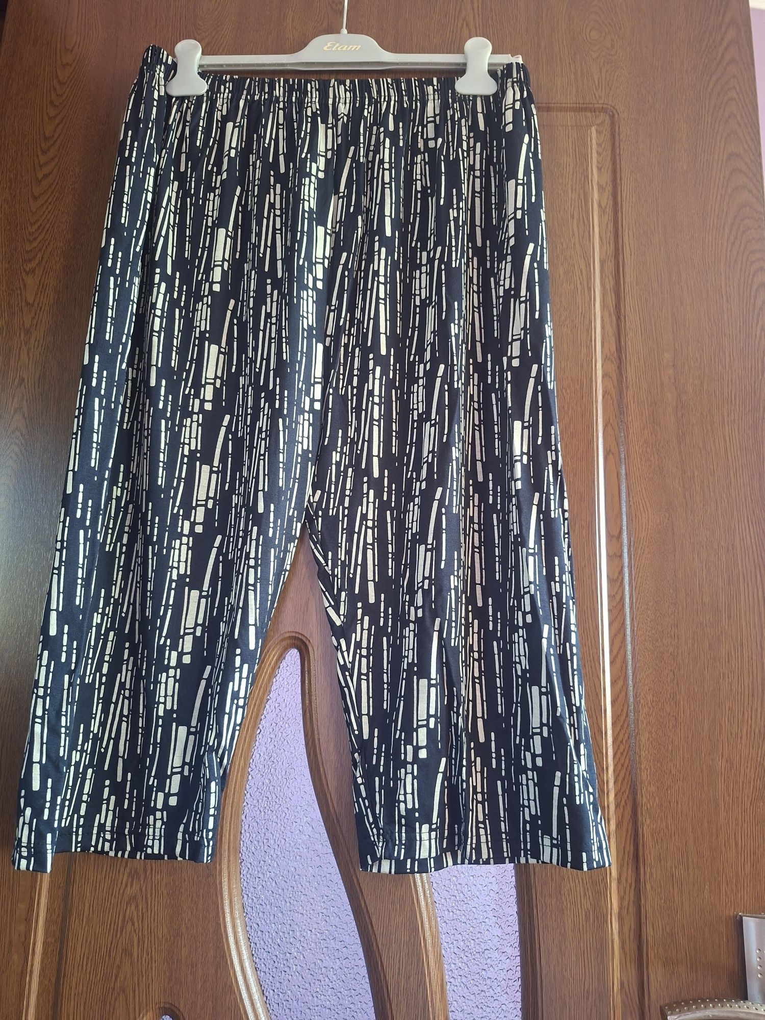 Vând Pantaloni Damă  de  Vară Mărimea XXL Noi