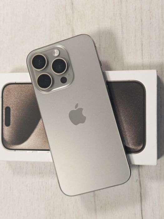 Като нов iPhone 15 Pro 5G 128 GB Natural Гаранция