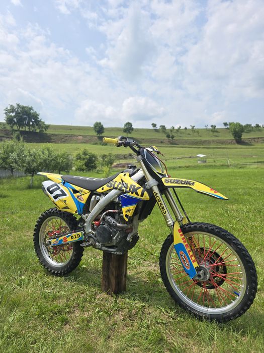 Suzuki RMZ 250 anul 2014