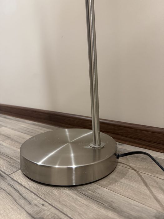 Подова лампа за четене в отлично състояние