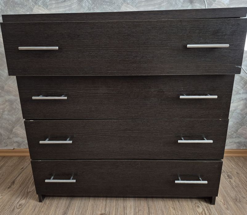 Продам комод. Б/у