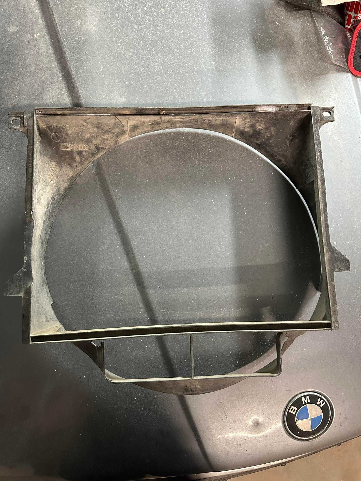 Дифузьор + воден радиатор за BMW E34 520i