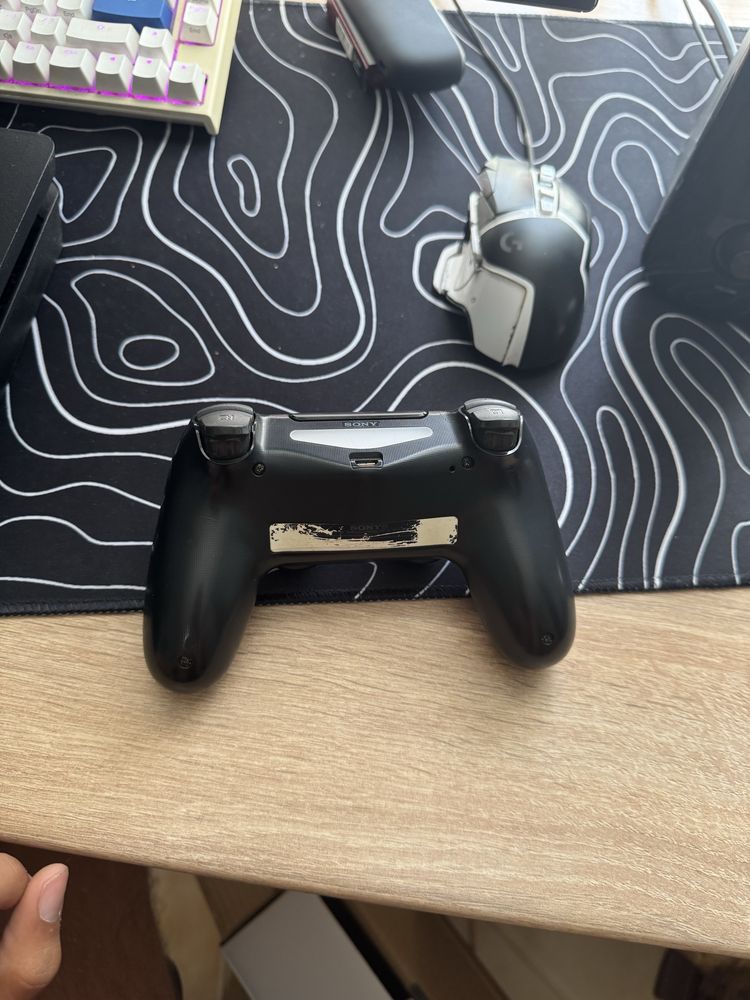 PlayStation 4 500ГБ
