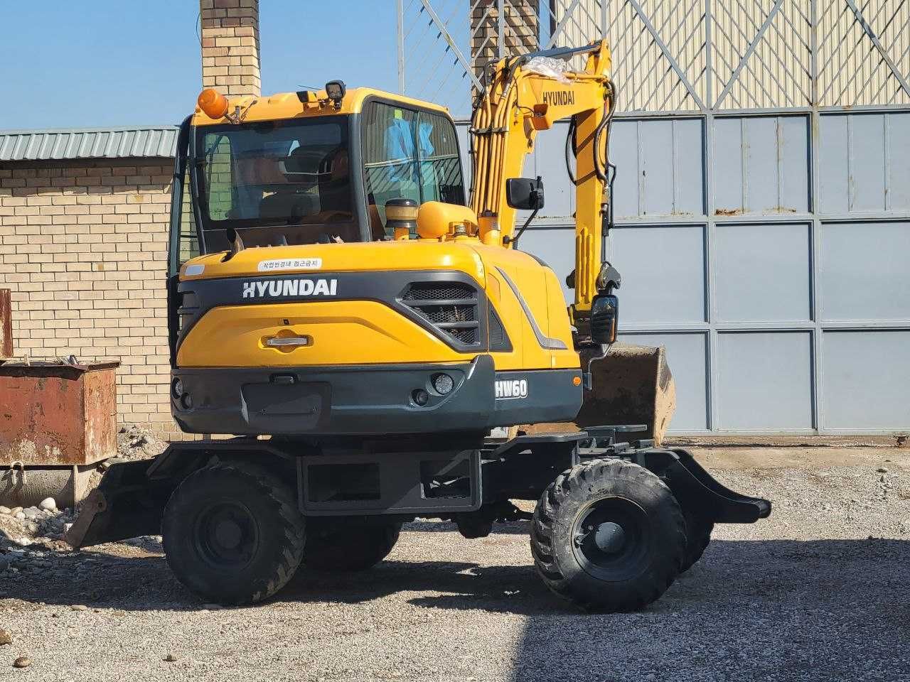 Продается экскаватор HYUNDAI HW 60
