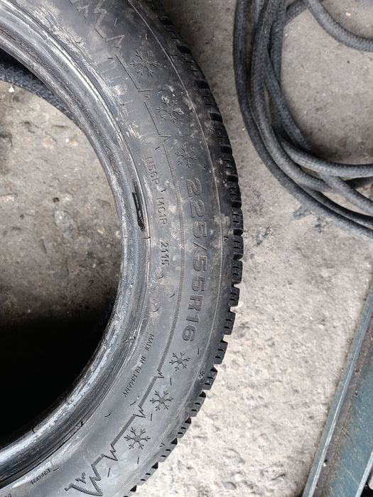 Зимни гуми -16цола -225/55-1бр -70лв."DUNLOP"-като нови