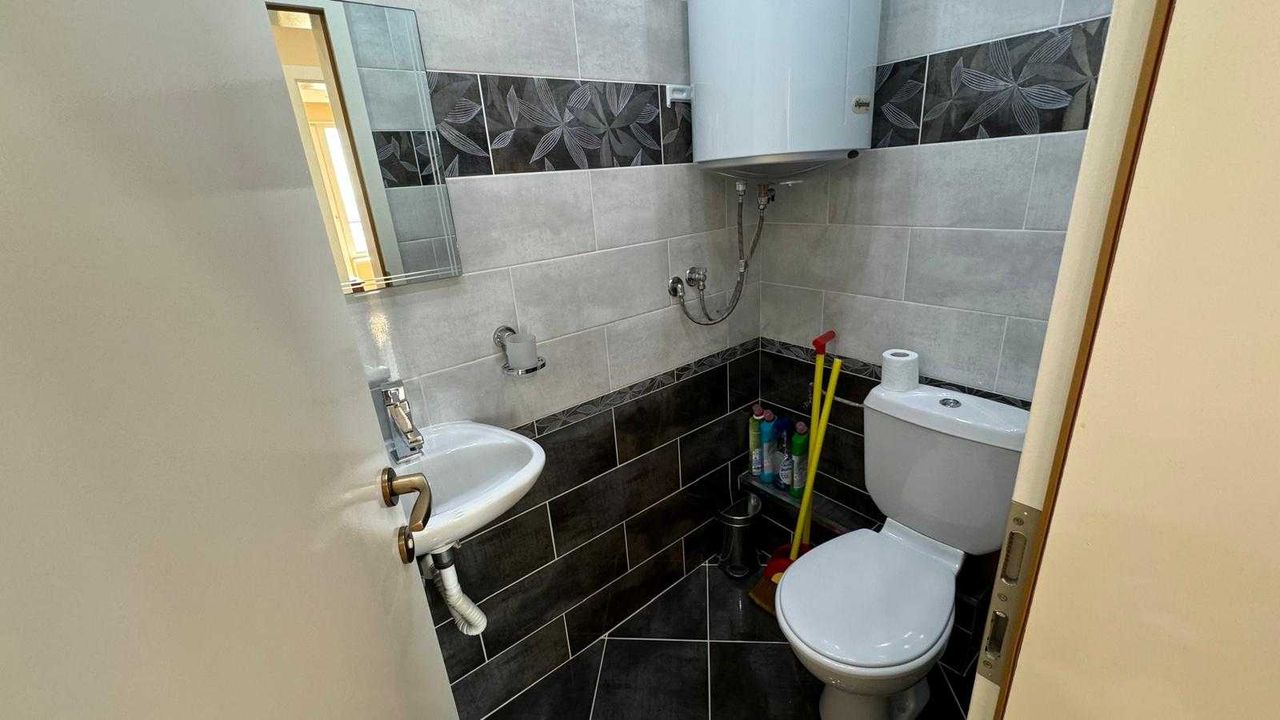 Продава се Тристаен апартамент в к.к. Елените - 90 кв.м за 1444 €/кв.м - Снимка #8
