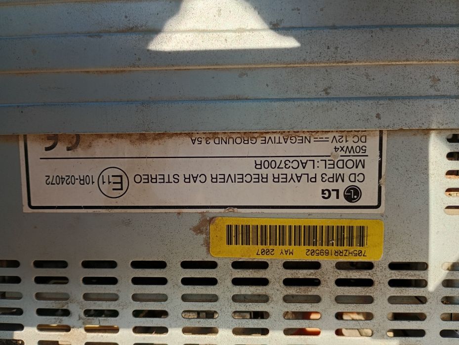 Vând casetofon lg și Daewoo auto