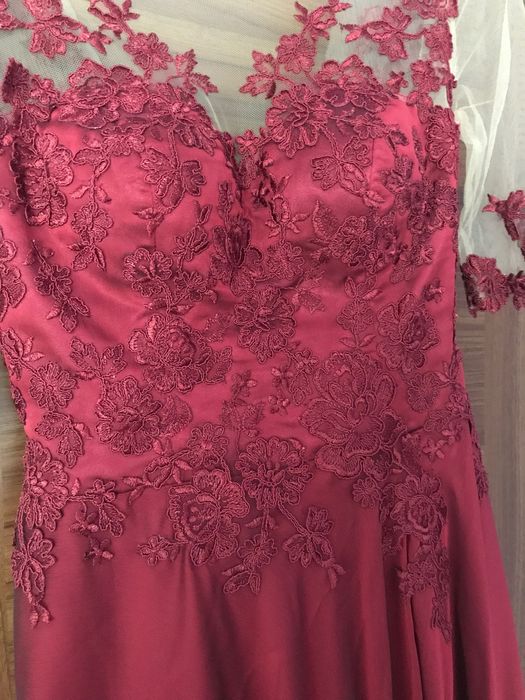 Официална рокля бордо