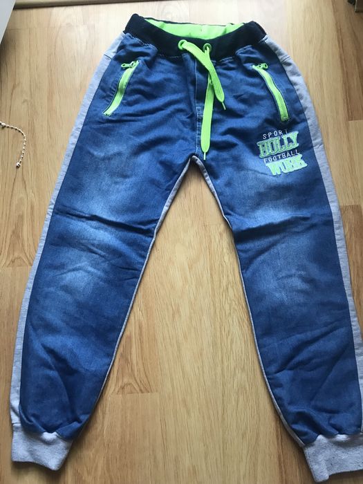 Блузи и долнище 134/140