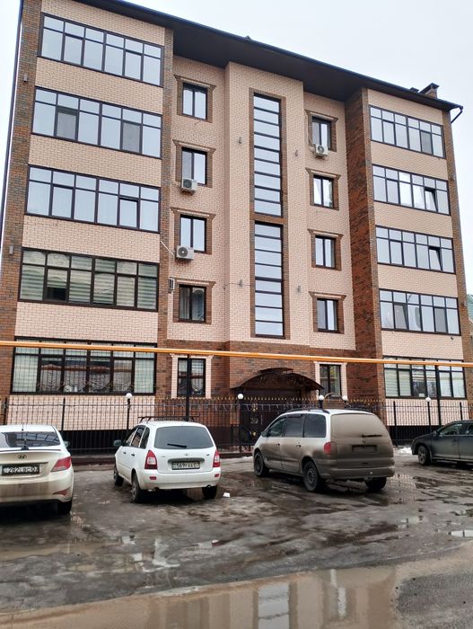 Продам 2 ком кв 76 м2 в районе центр. рынка дом 2025 года постройки