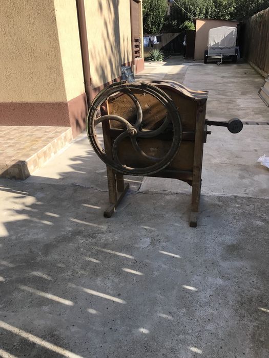Batoză porumb pret 700 lei