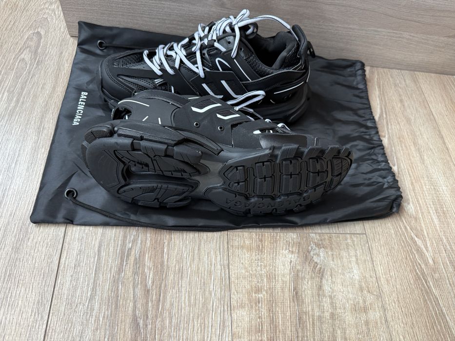 Balenciaga Track Black White