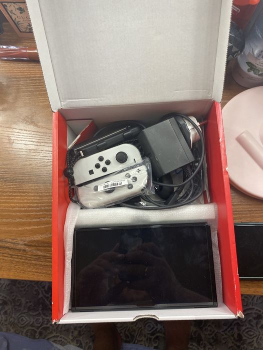 Nintendo Switch OLED