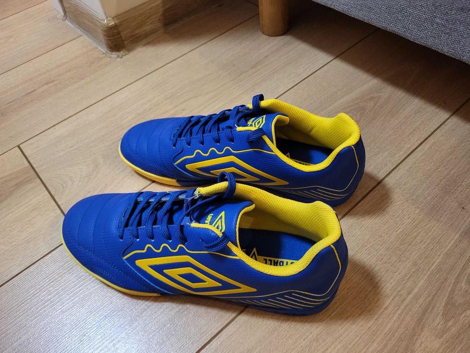 Футболни обувки Umbro