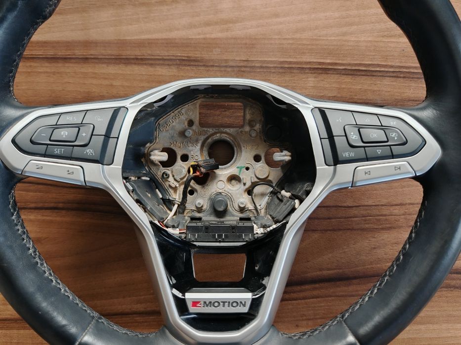 Волан за VW Passat B8