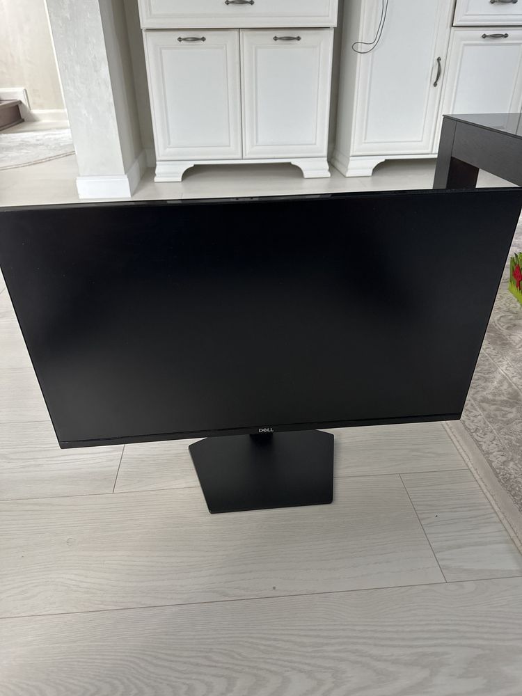 Monitor DELL.