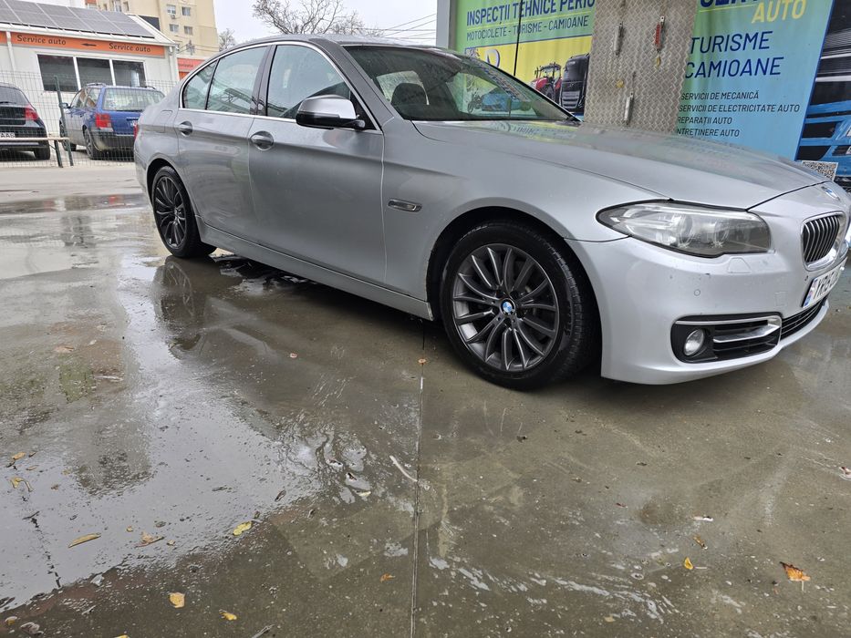 Dezmembrez BMW 520 D F10 2015 Volan dreapta